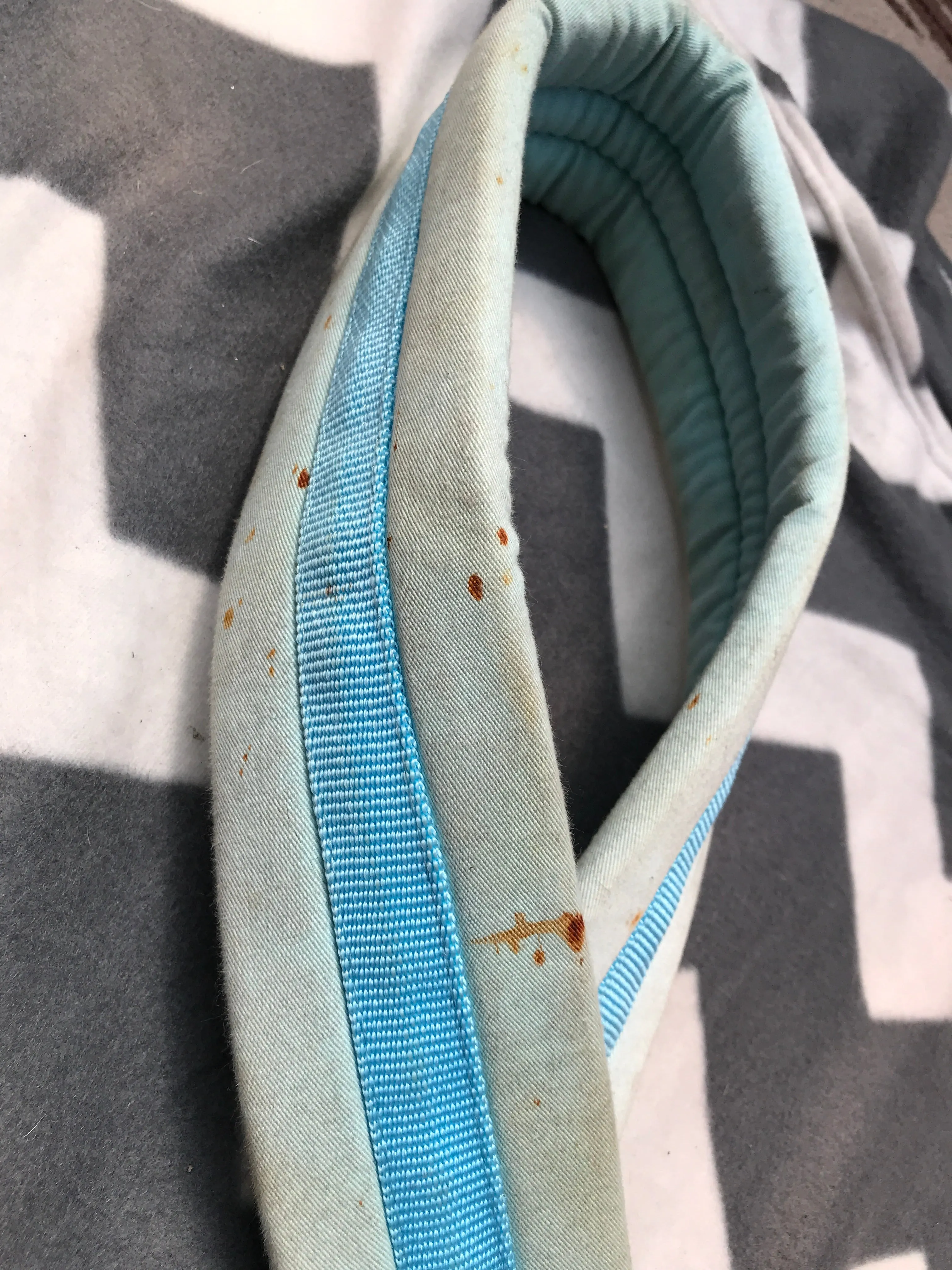 43” light blue material girth