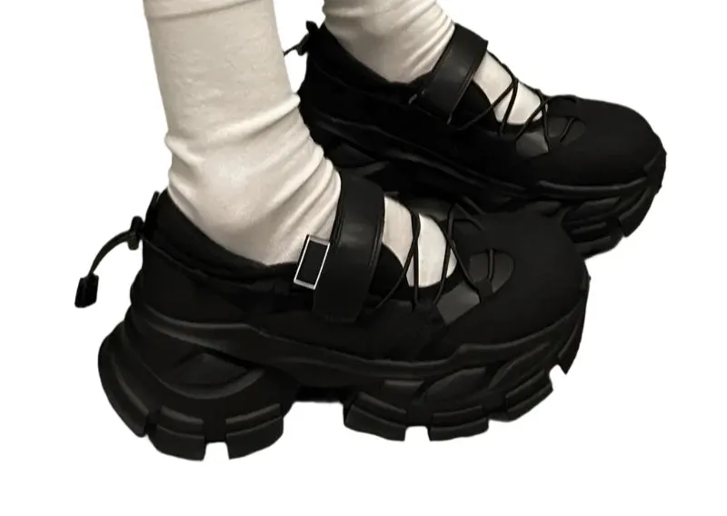 Attiir Crossed-tied Shoes