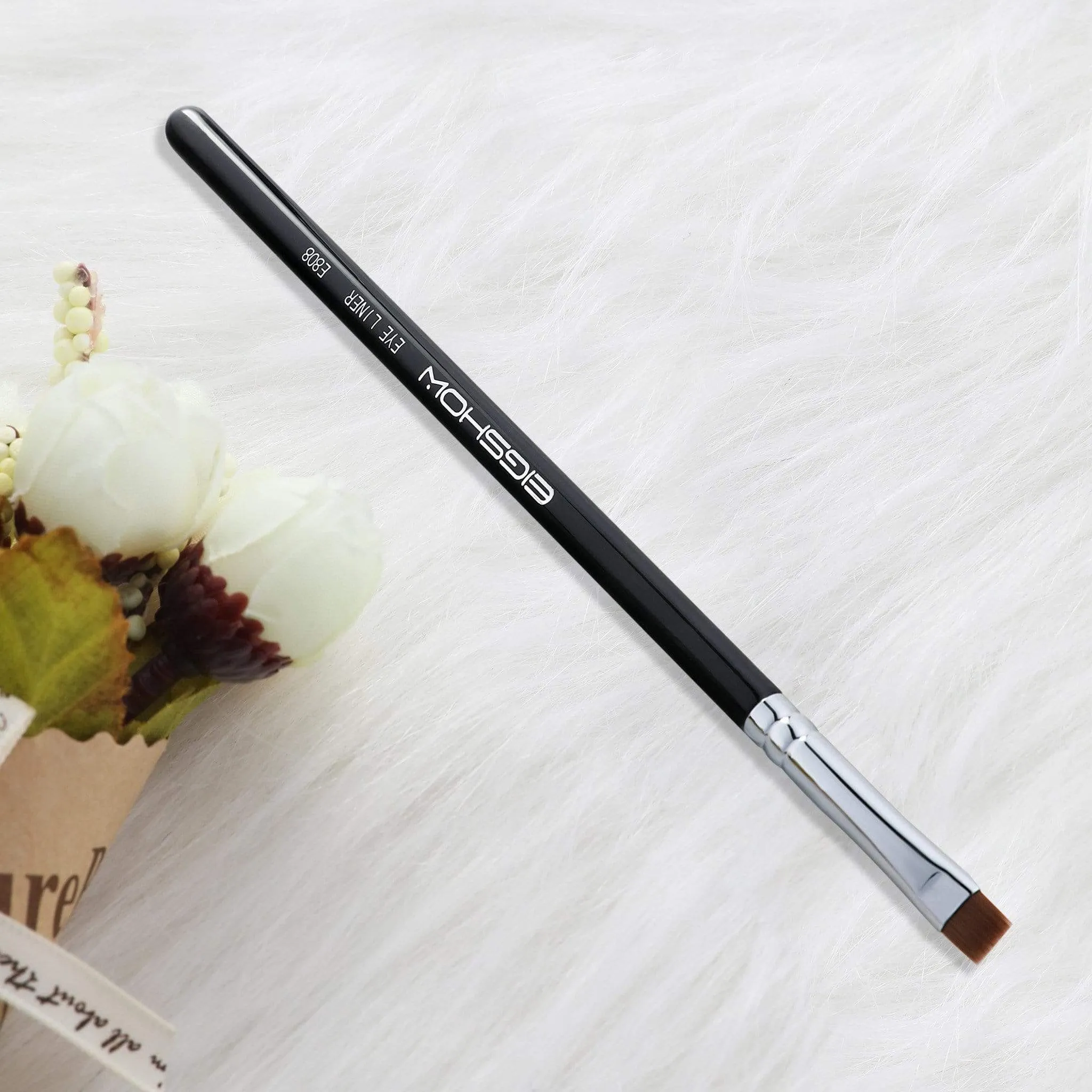 E808 - EYE LINER BRUSH