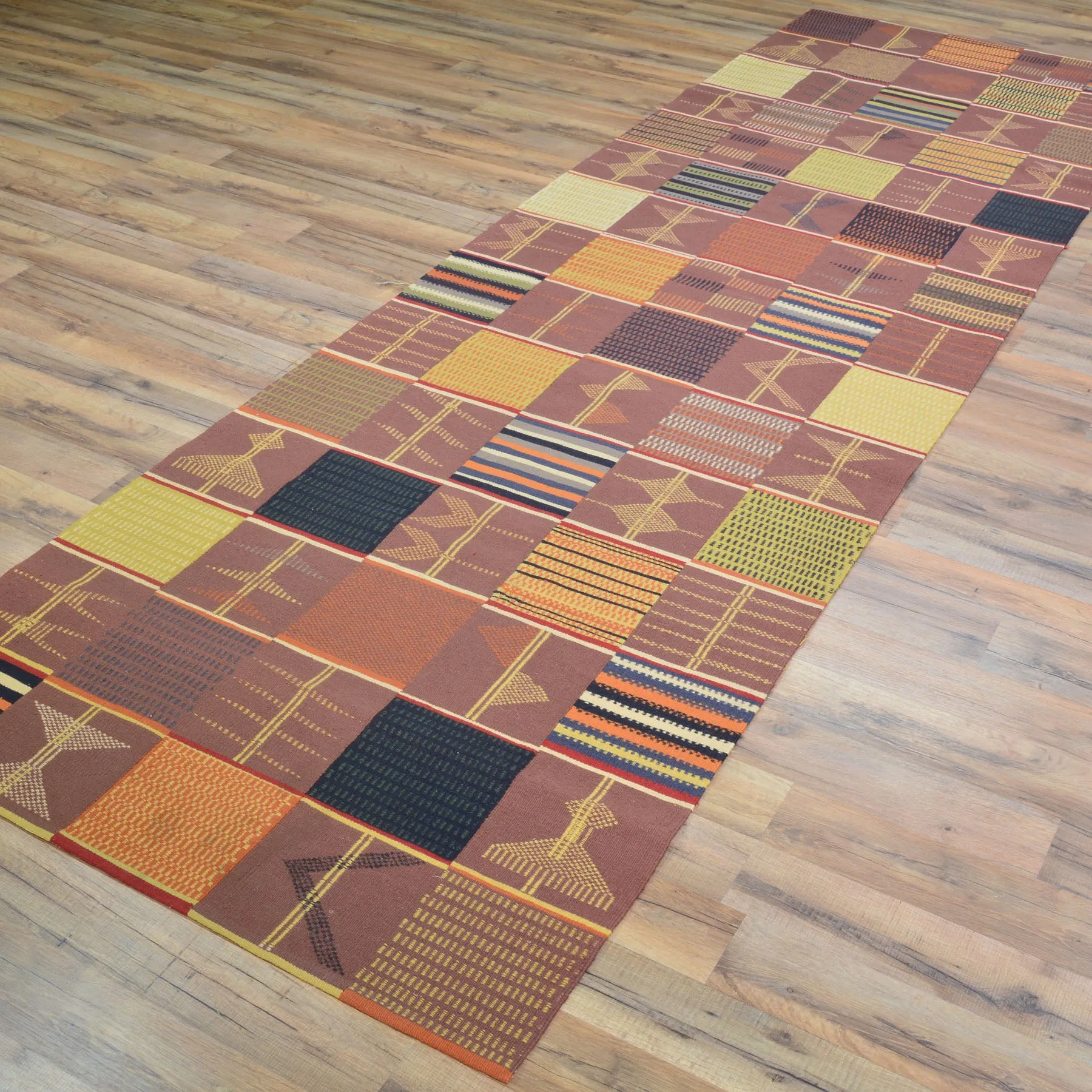 Hand-Woven Modern Contemporary Patchwork Oriental Kilim Rug (Size 3.1 X 9.9) Cwral-10251