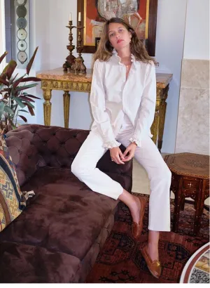 Juliette Jean in Trench