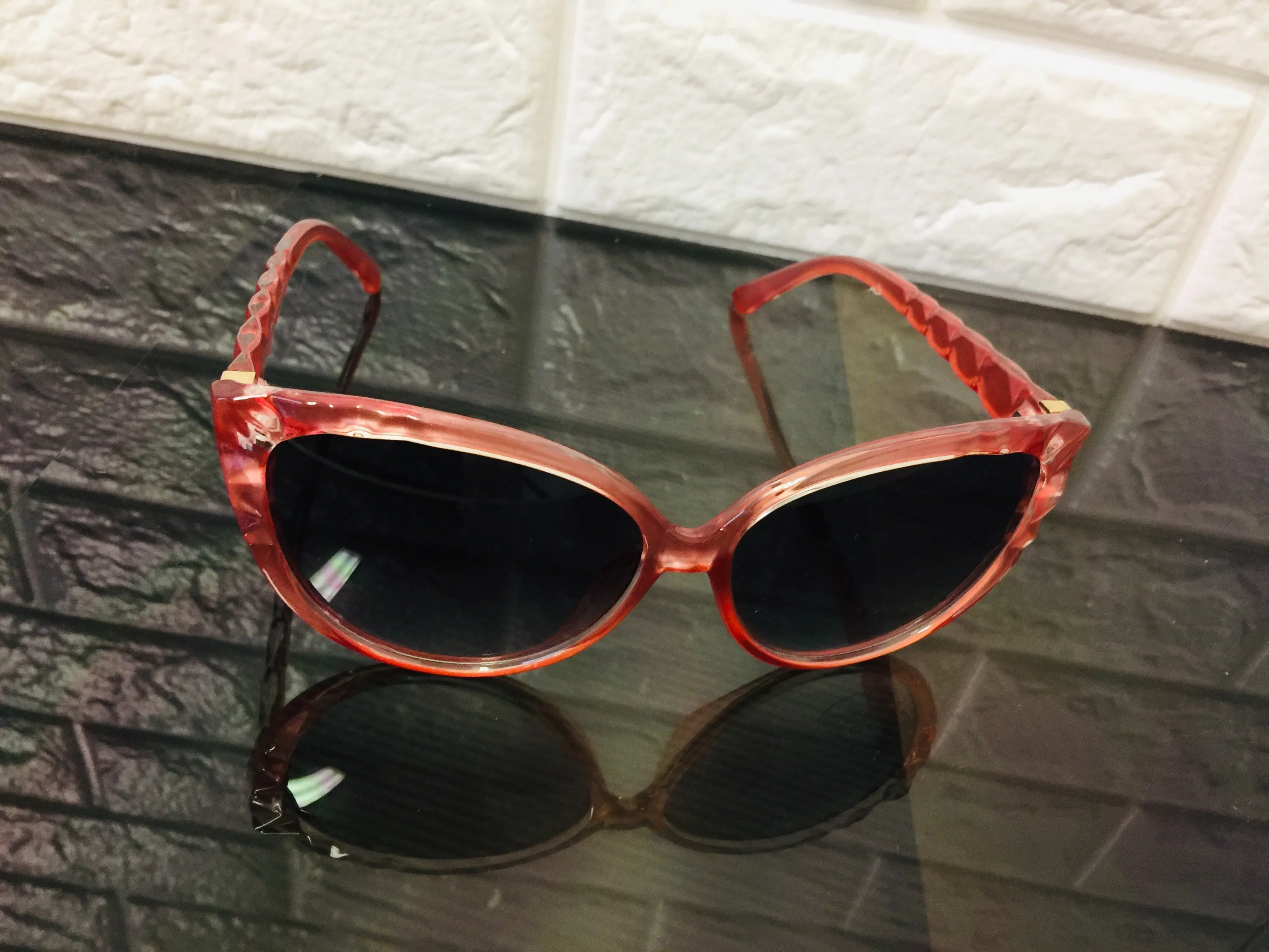 New Designer Rep. Sunglasses, 400 UV Protection! Stylish Gradient Lenses!