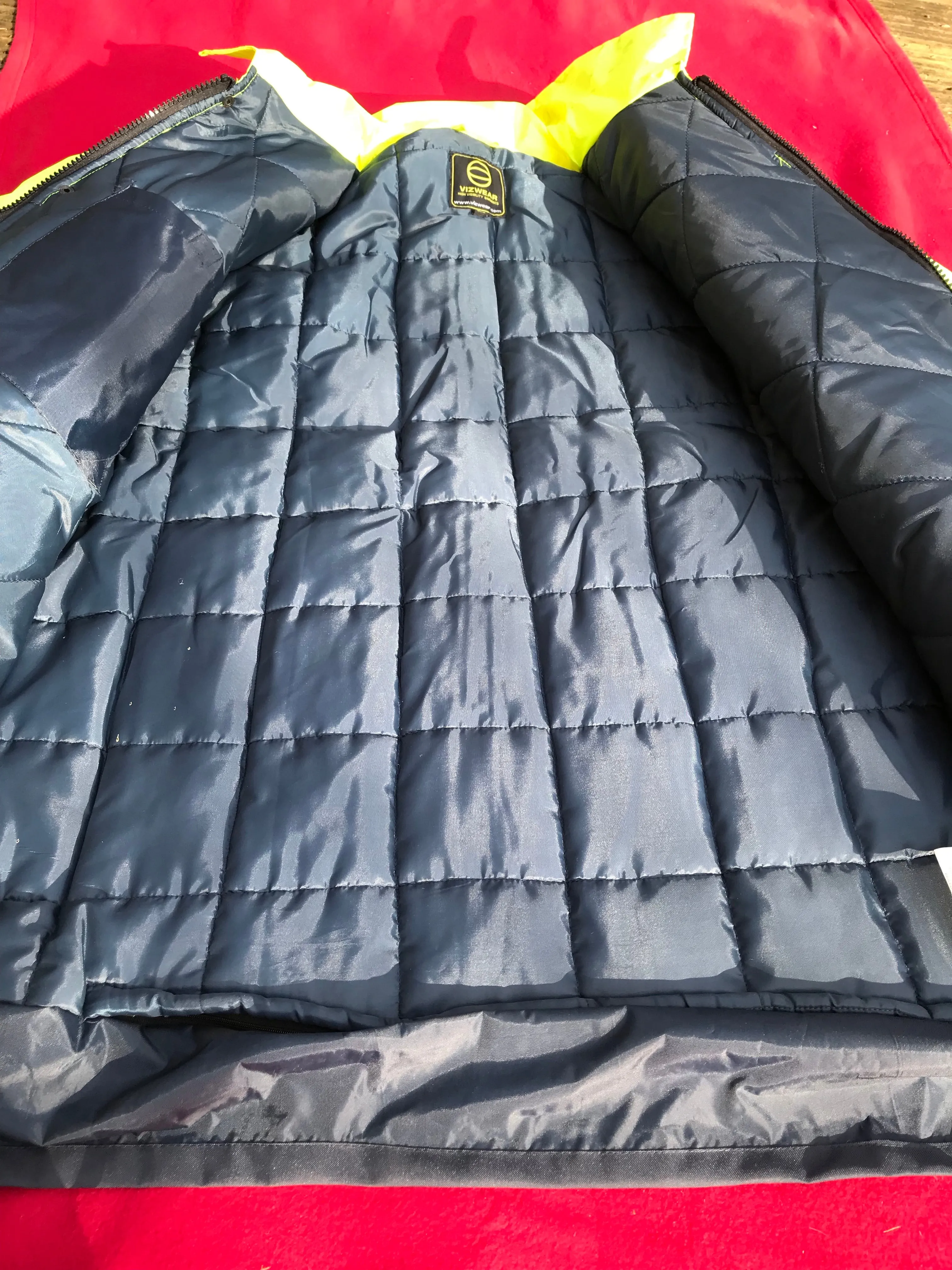 New vizwear hi vis waterproof coat size 2xl FREE POSTAGE