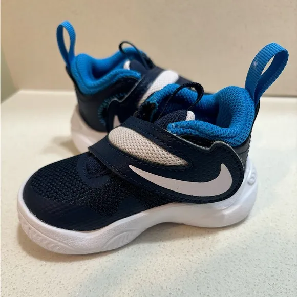 Nike 2024 Team Hustle D11 TD Midnight Navy Barely Volt Size 4 Baby Boy