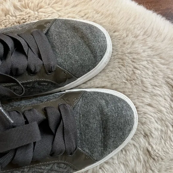 Tory Burch Sneakers