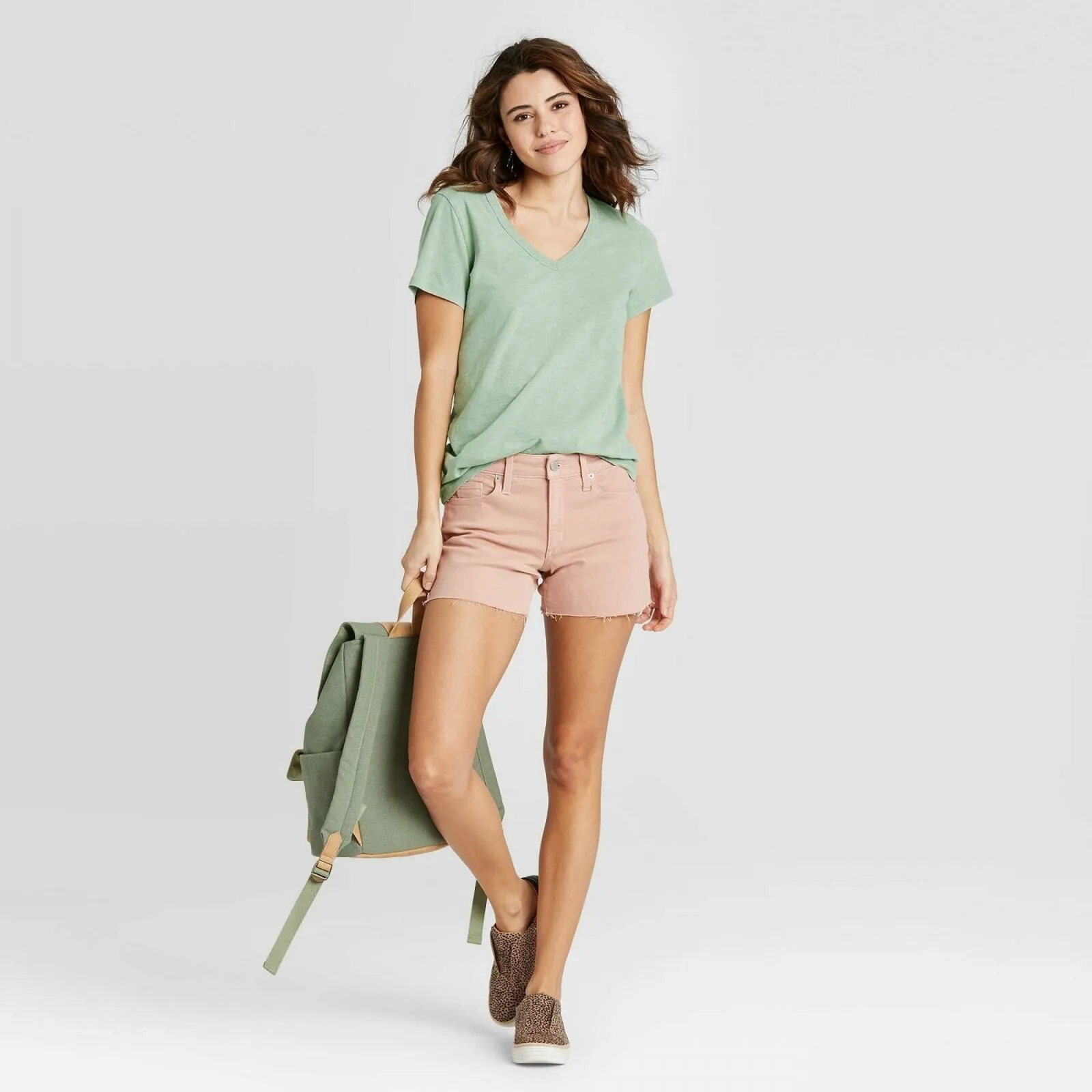 Universal Thread Women's Short Sleeve V-Neck T-Shirt
