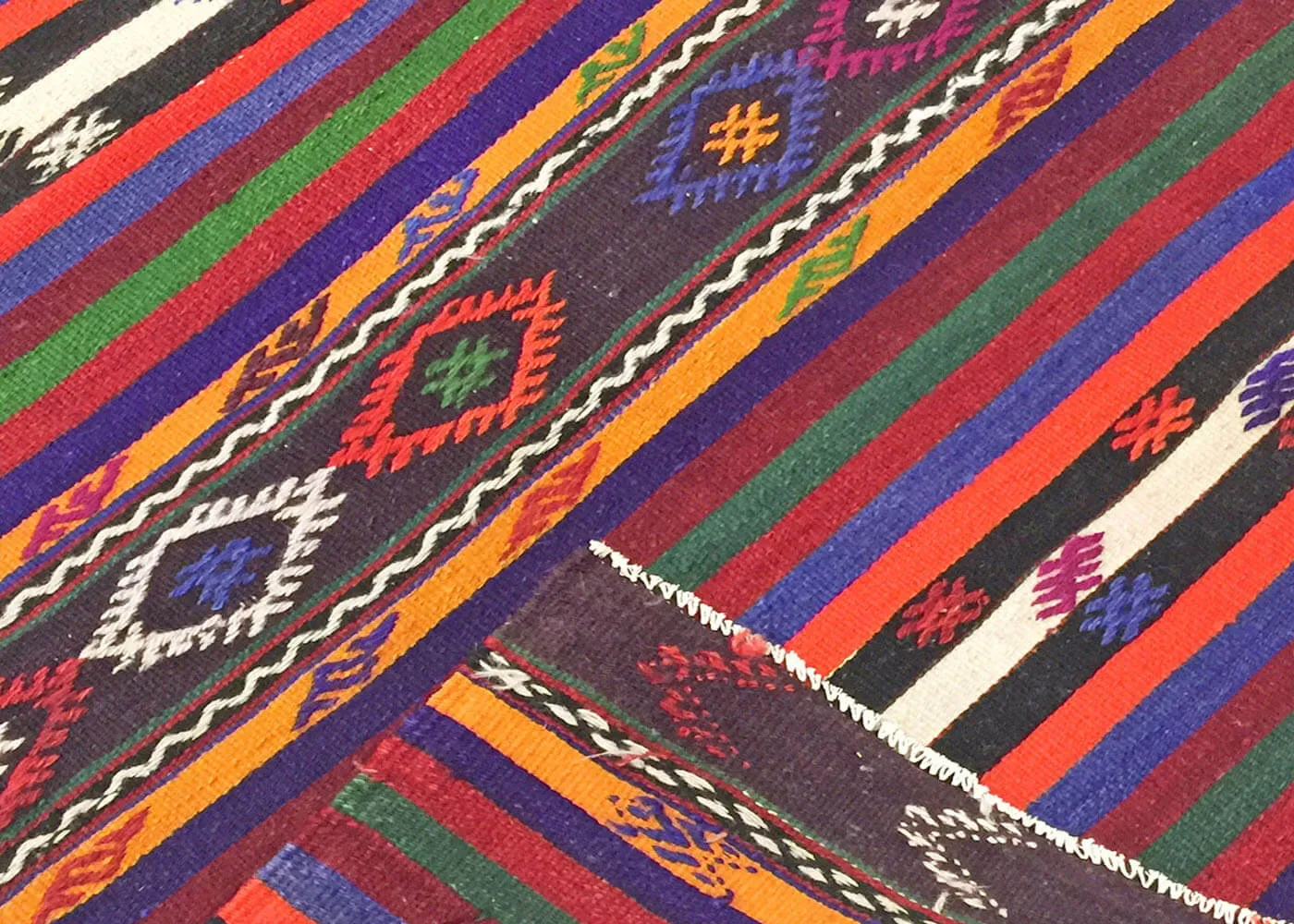 Vintage Turkish Kilim - 3'3" x 5'3"