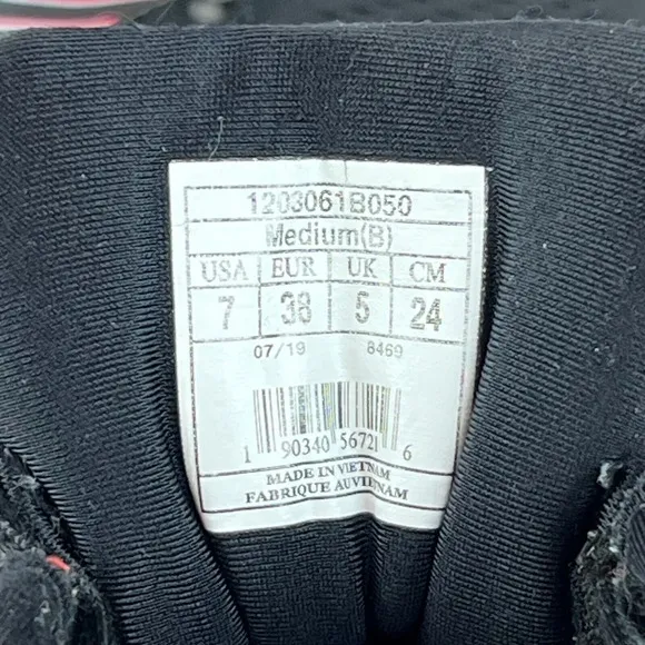 Womens Brooks Addiction 14 Black Athletic Running Shoes Sneakers Size 7 B GUC