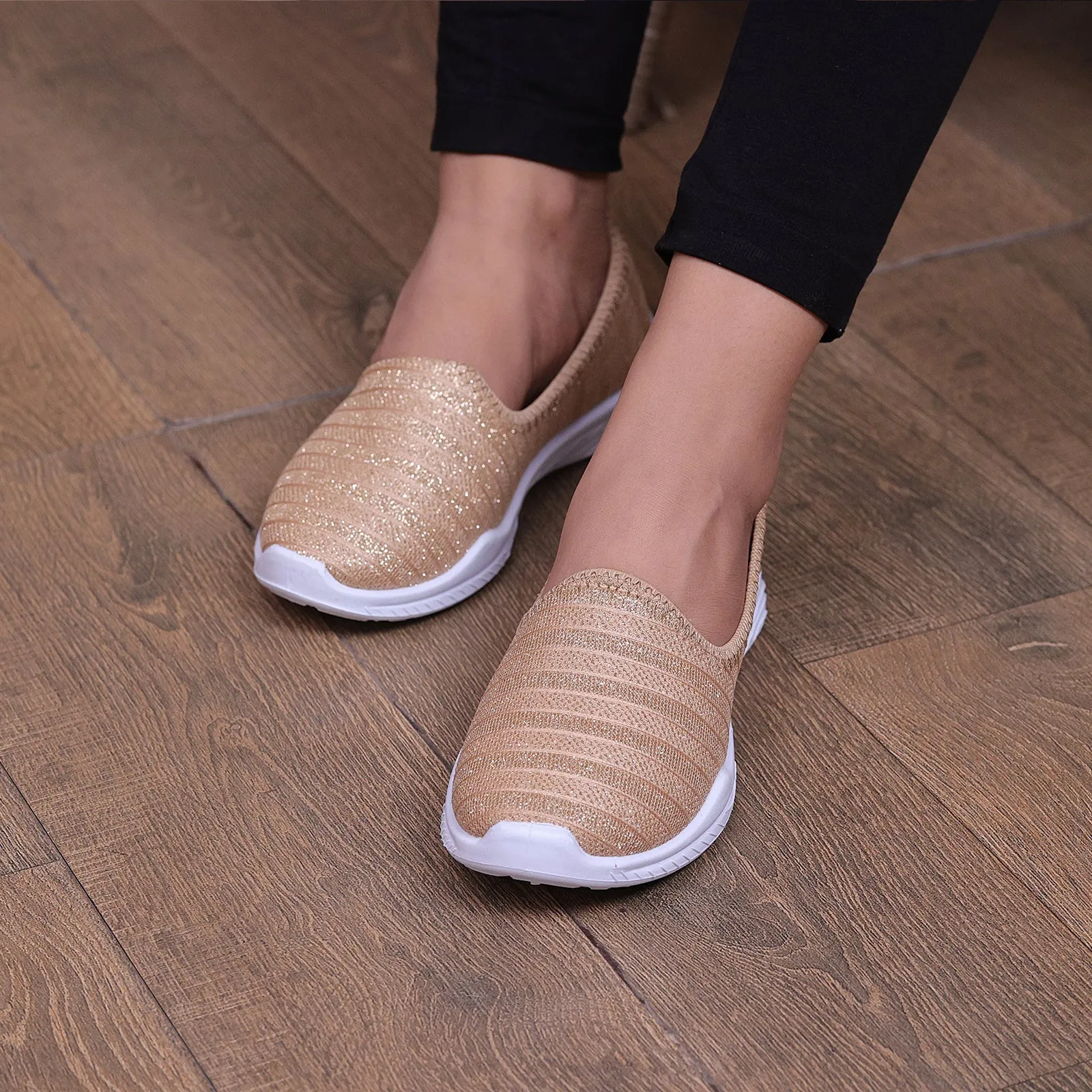 Women's Running Canvas