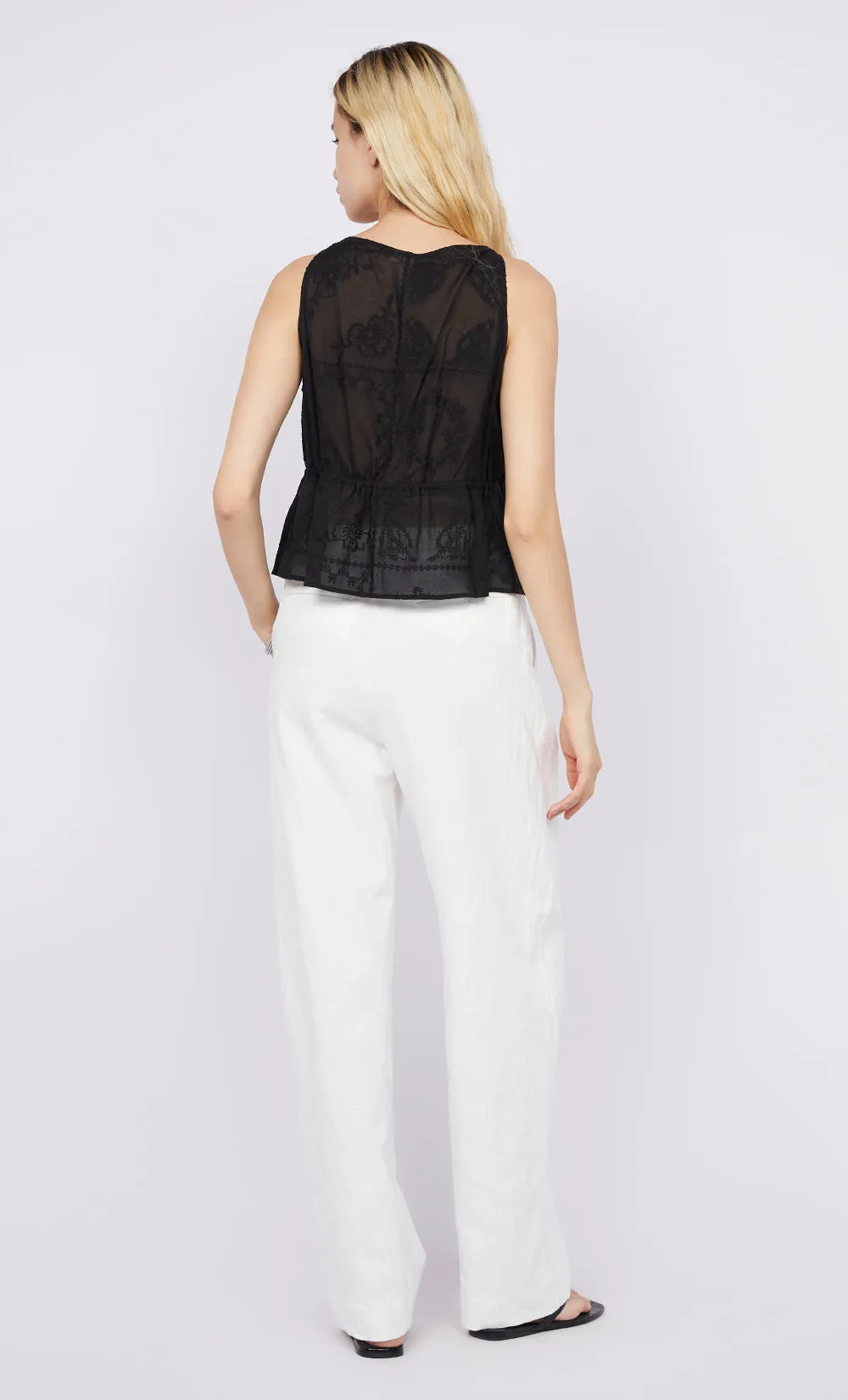 ZALEA GATHERED TOP - BLACK